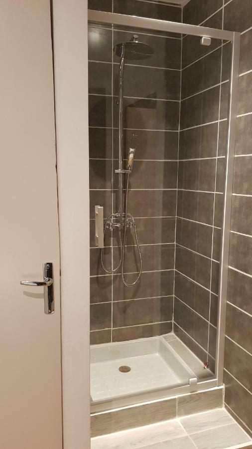 Appartement Avec Cour ★ Spacieux ★ Hyper Centre Castres  Exterior photo